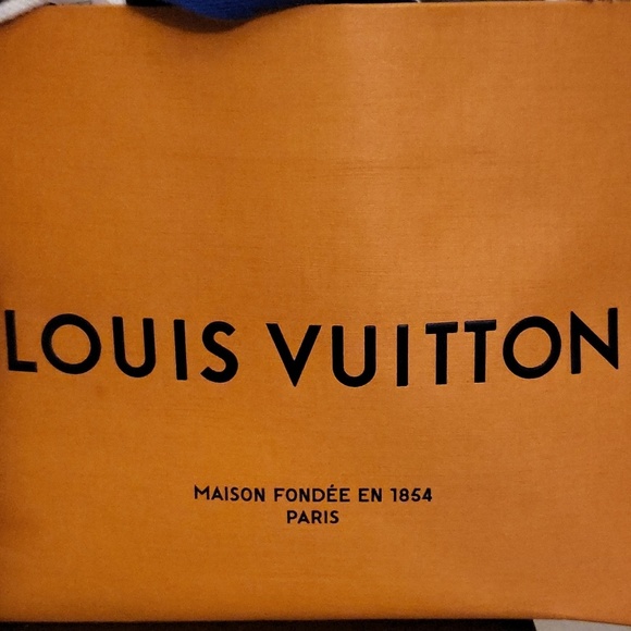 Meet your Posher, Stephen - Picture 1 of 1